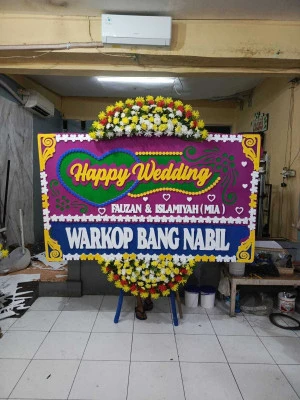 Papan Bunga di Setu Bekasi